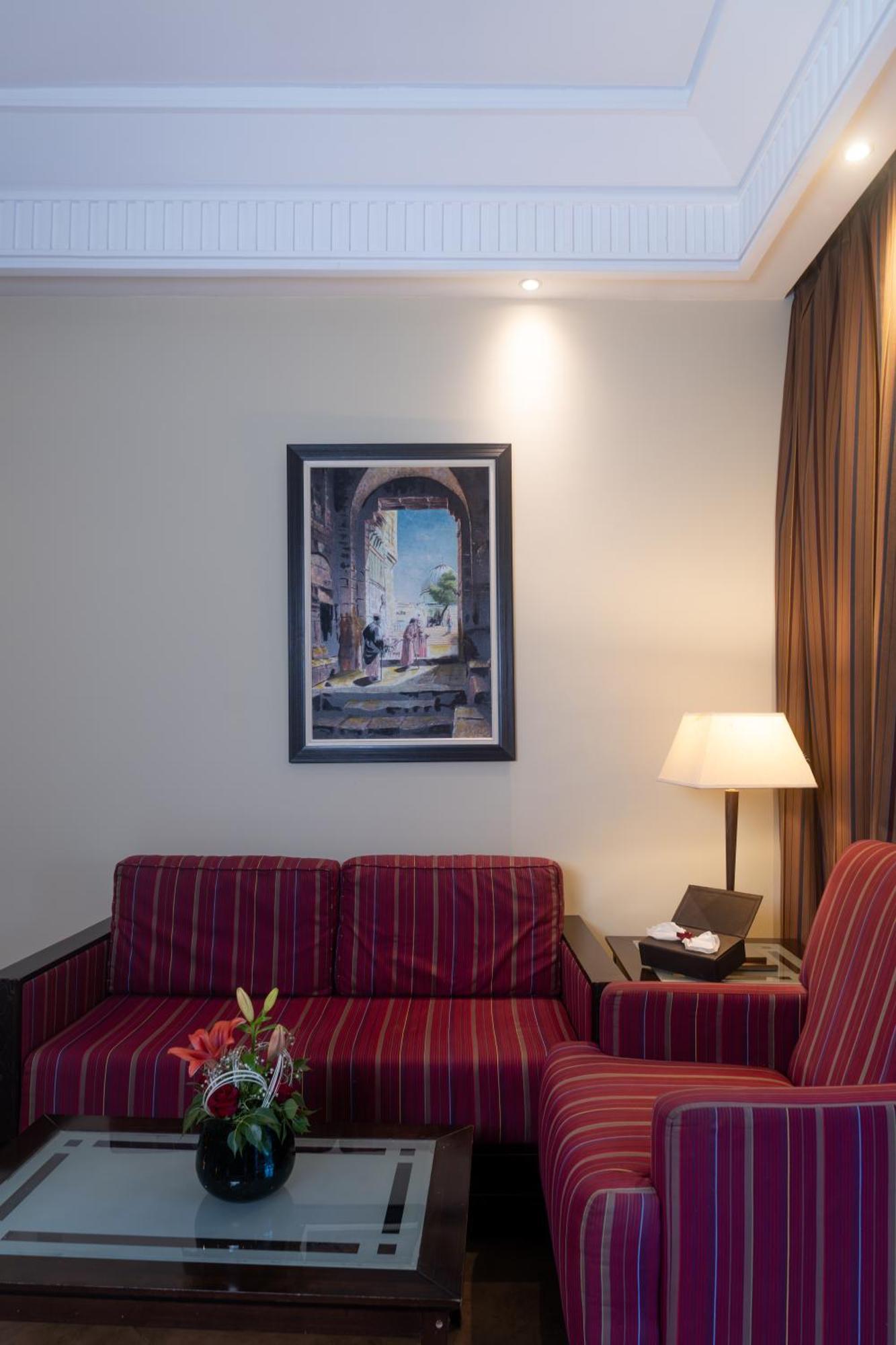 Kenzi Menara Palace & Resort Marrakesh Bagian luar foto A painting by the artist